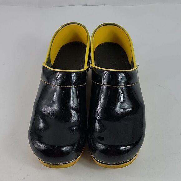 Sanita Xenia Black / Yellow Leather Women's Clogs - Picture 9 of 16